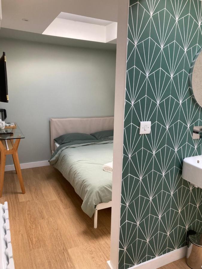 Central Ensuite Guest Unit With Ac And Free On-Street Parking 브라이턴 외부 사진