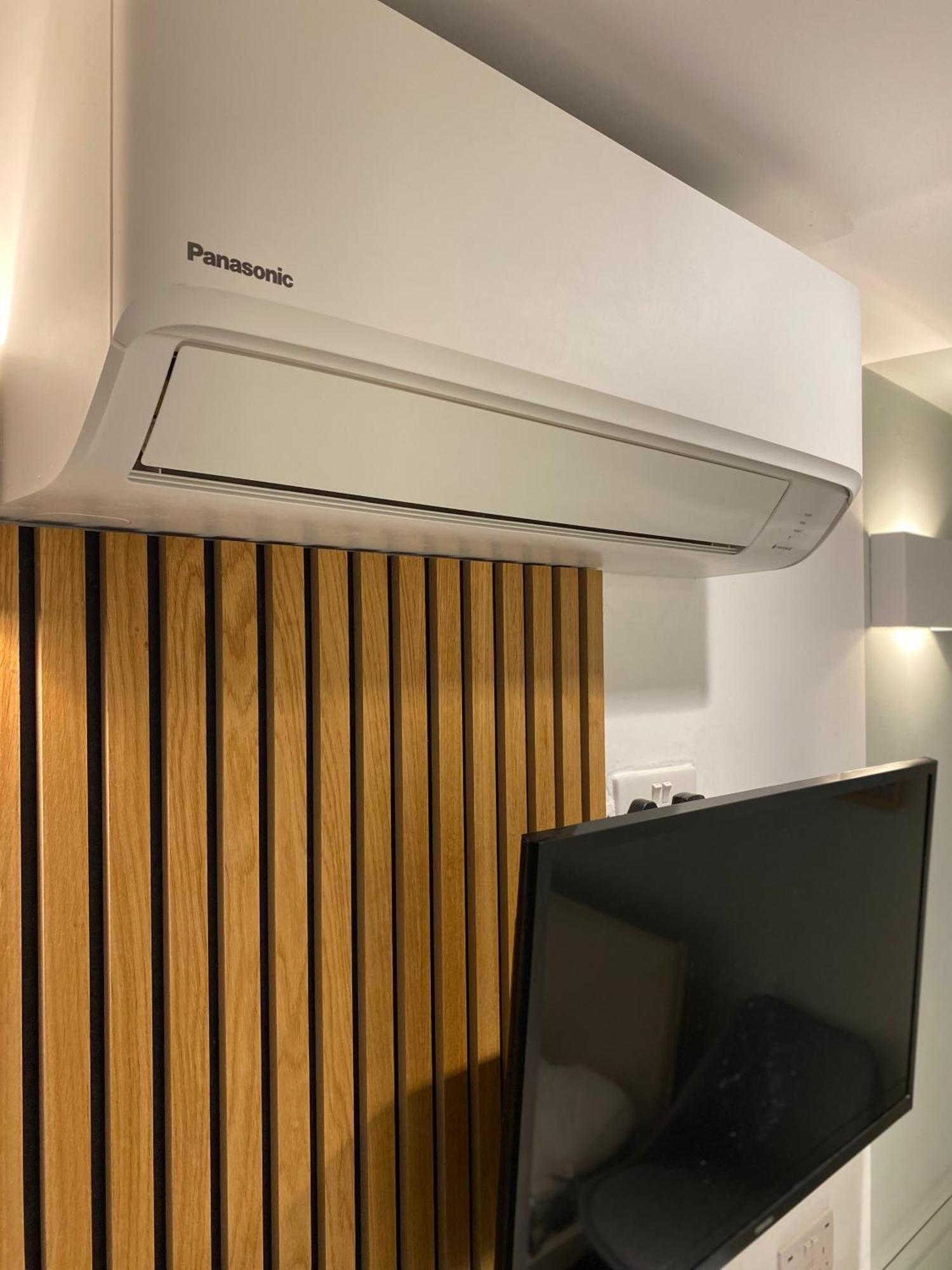 Central Ensuite Guest Unit With Ac And Free On-Street Parking 브라이턴 외부 사진